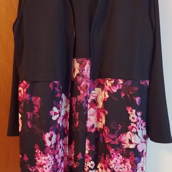 Stylish & Pretty Cardigan Topper - Picture 3 of 8